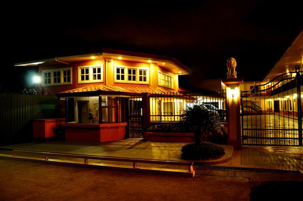 Prado Inn & Suites San José Eksteriør billede