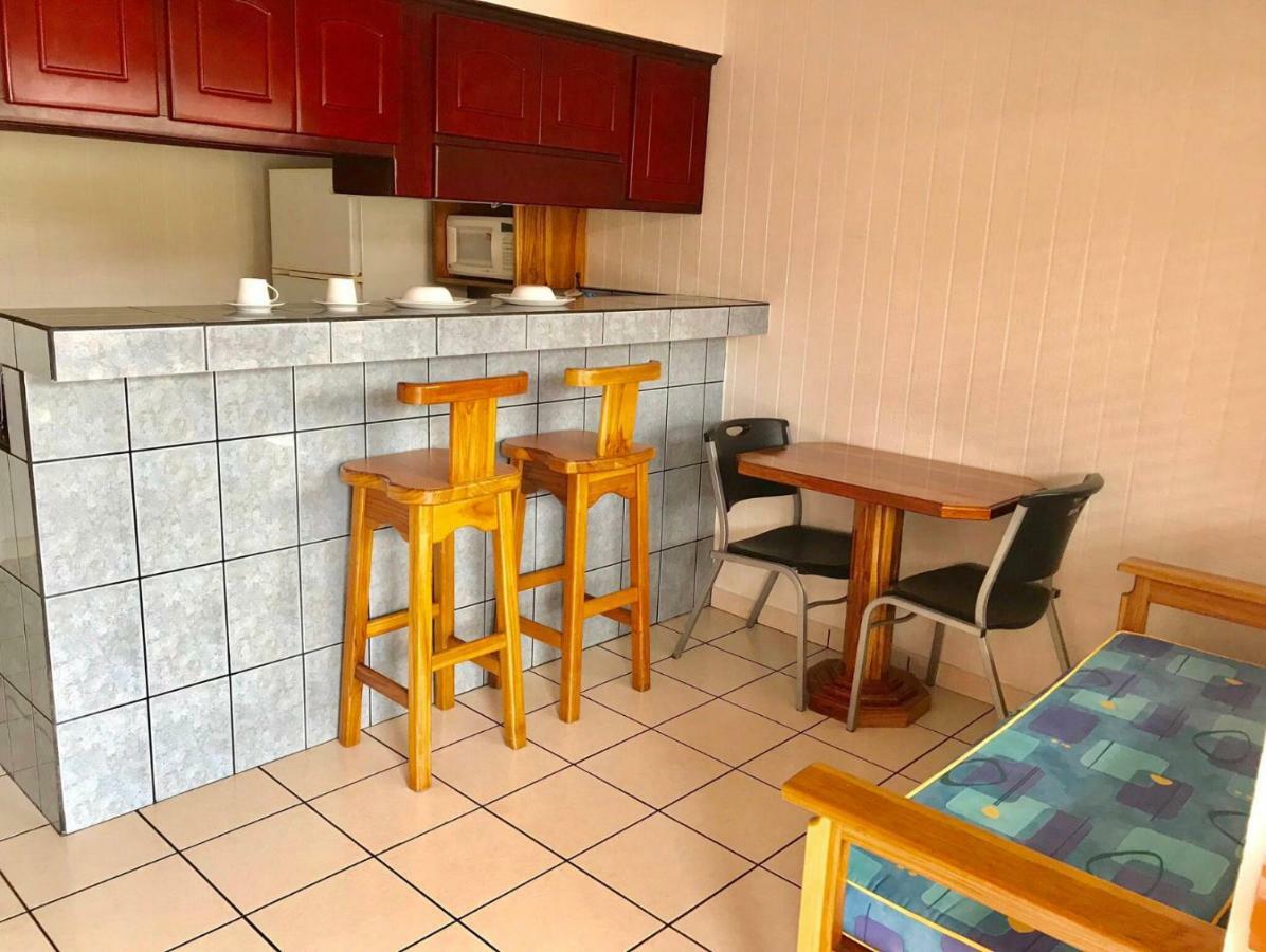 Prado Inn & Suites San José Eksteriør billede