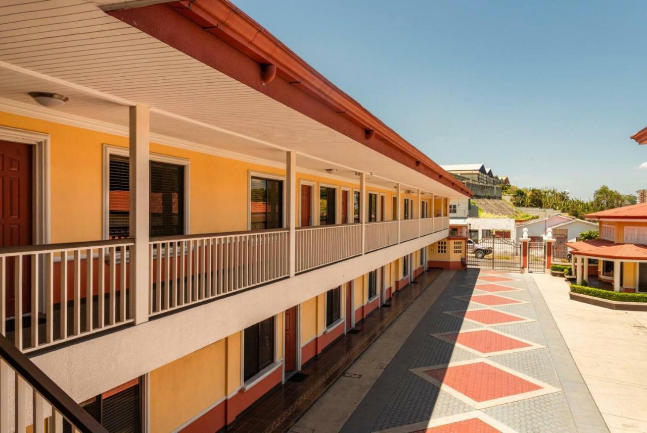 Prado Inn & Suites San José Eksteriør billede