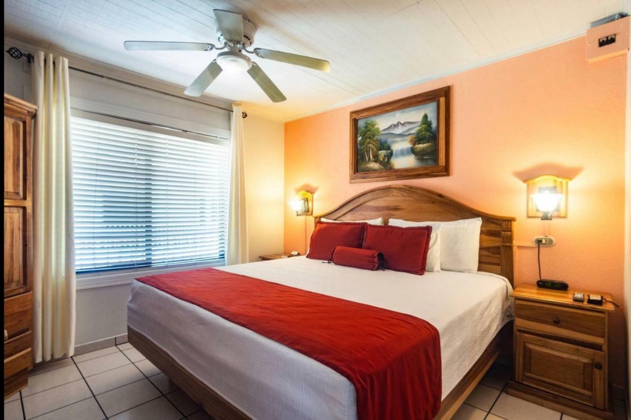 Prado Inn & Suites San José Eksteriør billede