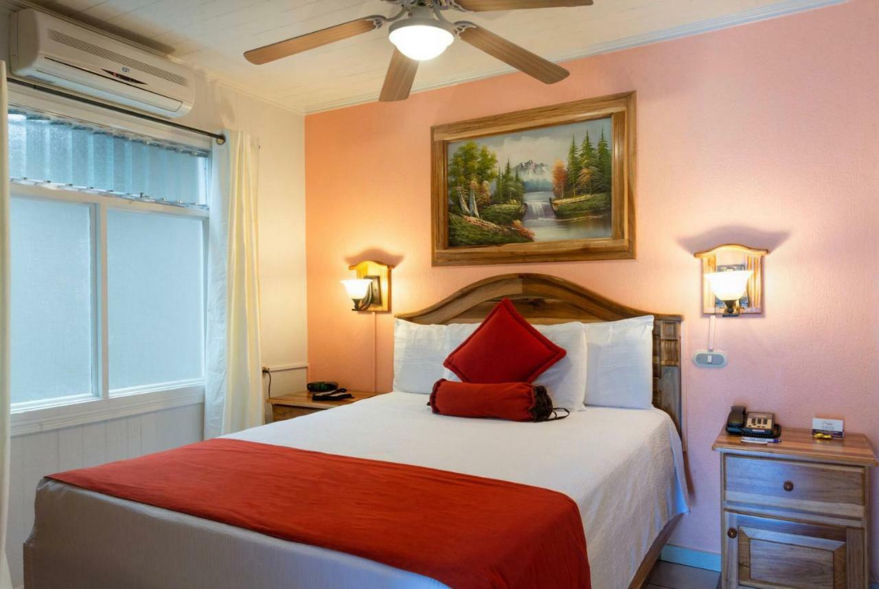 Prado Inn & Suites San José Eksteriør billede